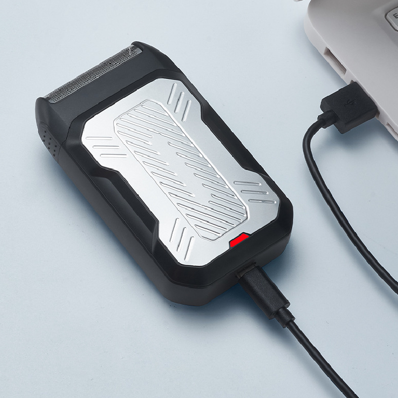 2-in-1 Rechargeable Foil Shaver