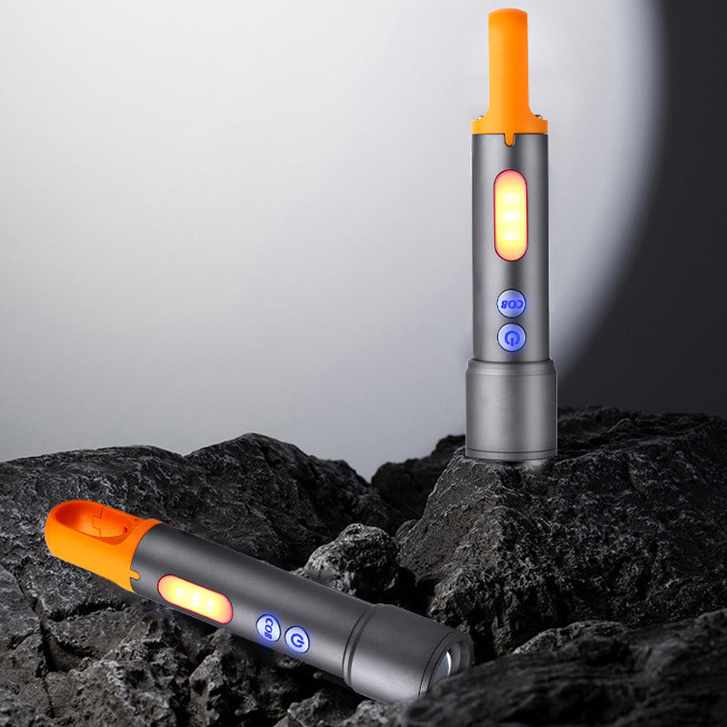 Zoomable Telescopic Focused Multi-functional High-intensity Flashlight