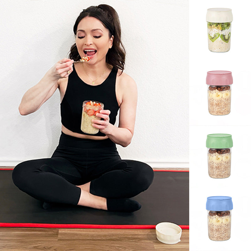 Sealed Breakfast Cup with Folding Spoon