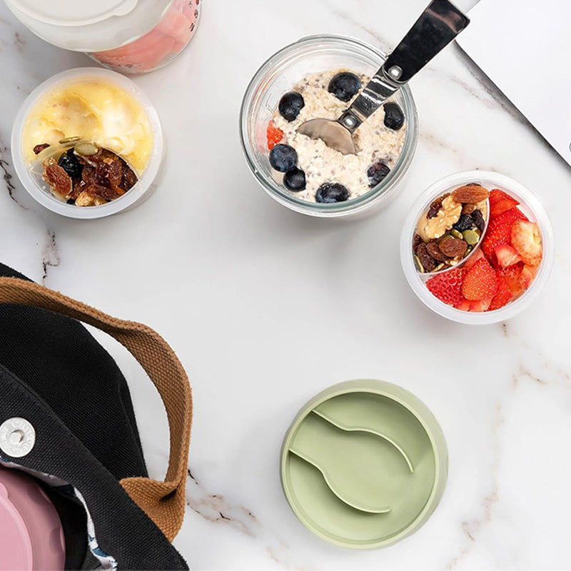 Sealed Breakfast Cup with Folding Spoon