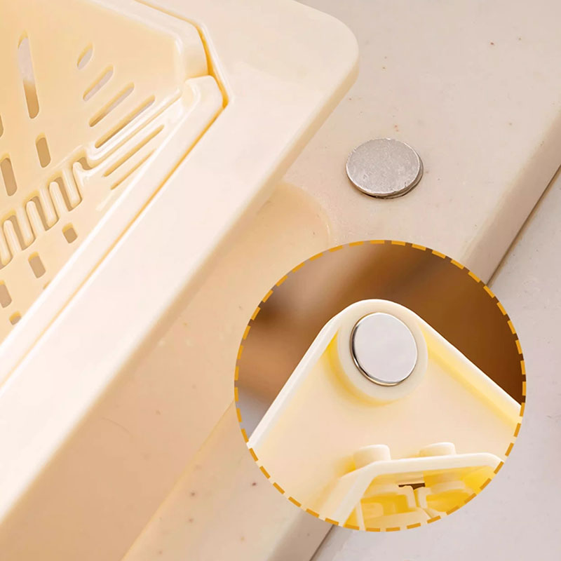 Magnetic Triangular Kitchen Strainer Basket