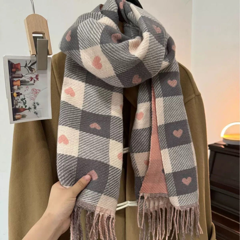 Cozy Heart Plaid Scarf – Soft Winter Wrap for Girls Or Couples